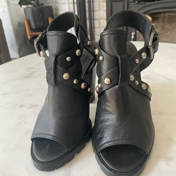 Polo Ralph Lauren Black Studded Heel Sandals - Picture 4 of 13